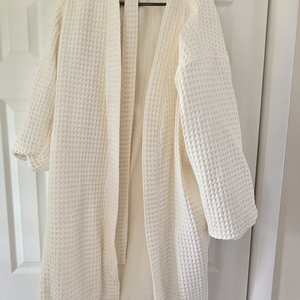 Hotel Collection Cream Waffle-Knit Robe NWOT
